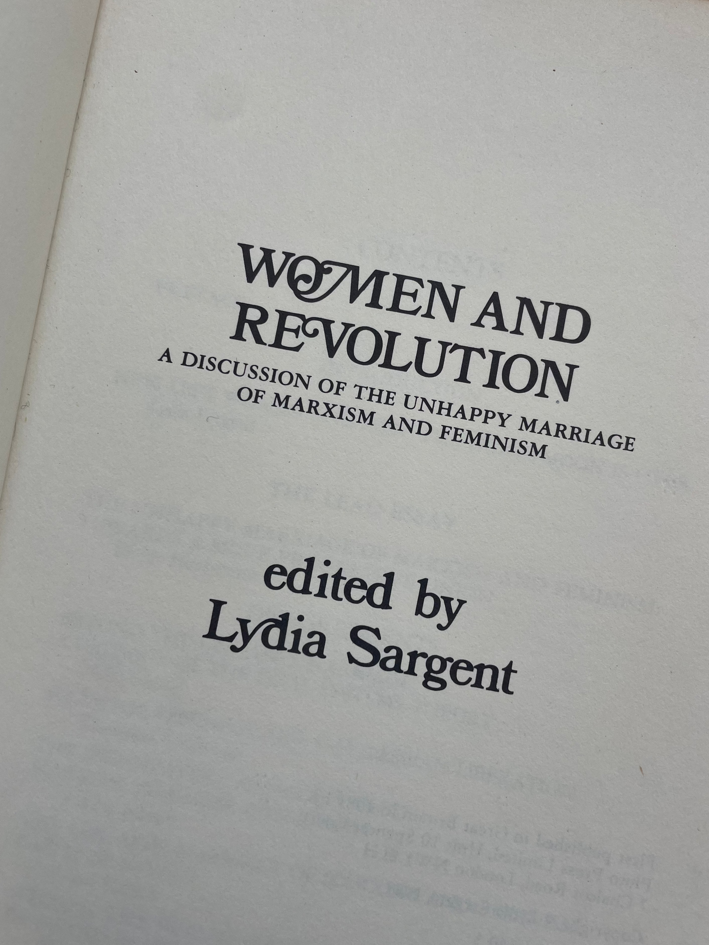 THE UNHAPPY MARRIAGE OF MARXISM & FEMINISM by HEIDI HARTMANN