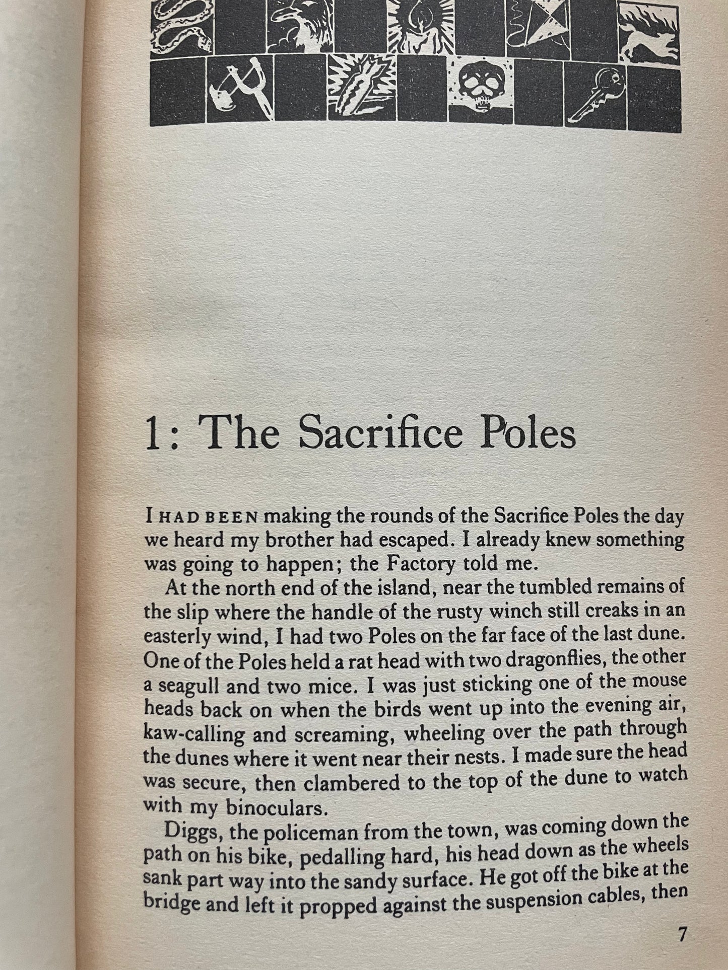 THE WASP FACTORY by IAIN BANKS